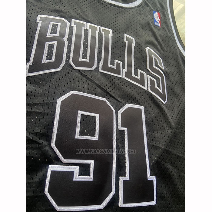 Camiseta Chicago Bulls Dennis Rodman NO 91 Mitchell & Ness 1996-97 Negro1